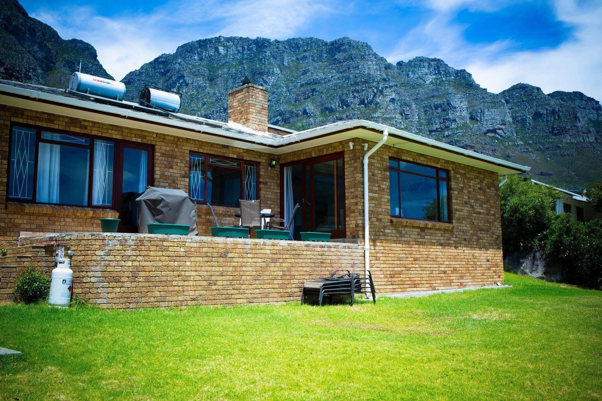 African Groove Camps Bay Fokváros Kültér fotó